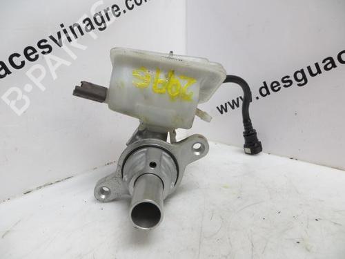 Used Brake master cylinder Brake master cylinder 37441050 37441050