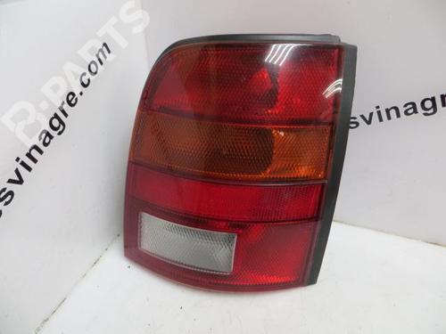 Used Right taillight NISSAN MICRA II (K11) 1.0 i 16V (54 hp) 11948941