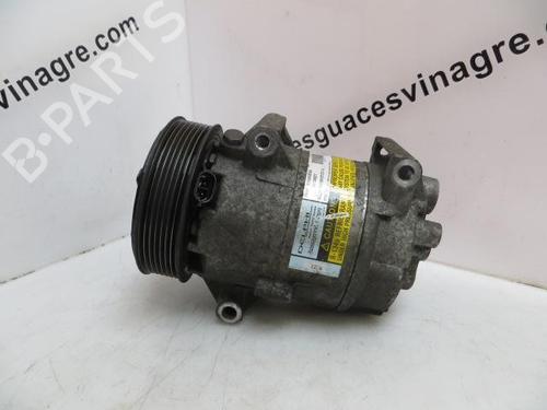 Used AC compressor RENAULT SCÉNIC II (JM0/1_) [2003-2010]  11948932