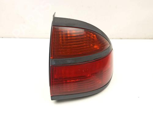Used Right taillight Right taillight 16300919 16300919