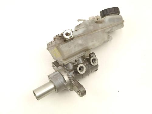 Used Brake master cylinder Brake master cylinder 37441673 37441673