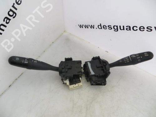 Used Steering column stalk Steering column stalk SUZUKI GRAND VITARA II (JT, TE, TD) 1.9 DDiS (JB419WD, JB419XD) (129 hp) 20117231 20117231