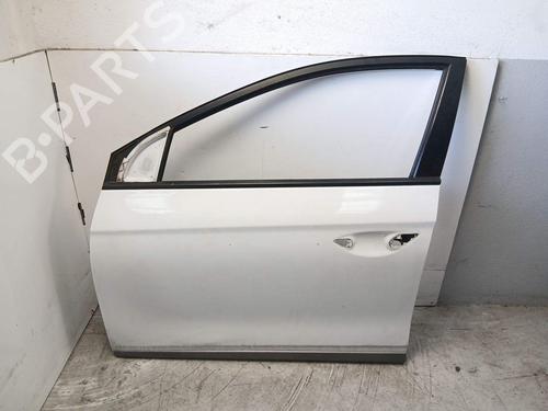 Used Left front door Left front door 39613369 39613369