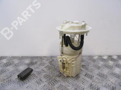 Used Fuel pump RENAULT MEGANE II (BM0/1_, CM0/1_) 2.0 dCi (BM1K, CM1K) (150 hp) 11339814