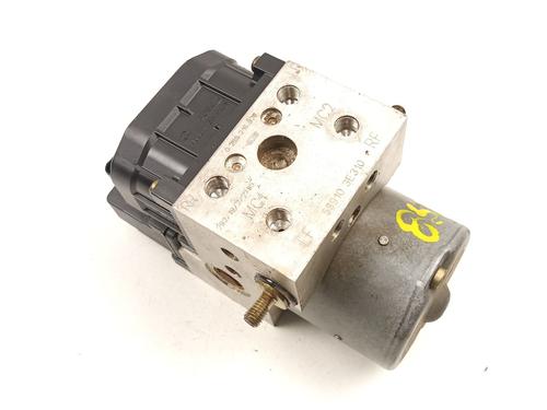 Used ABS pump KIA SORENTO I (JC) 2.5 CRDi 4WD (140 hp) 22737591