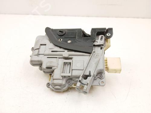 Zamek drzwi tylnych prawych VW PASSAT B6 Variant (3C5) 2.0 TDI | BP29592783C99 
