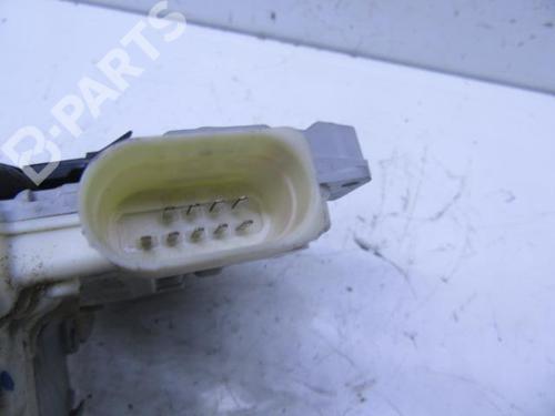 Front left lock AUDI A4 B7 (8EC) 2.0 TDI 16V | BP9820442C98 