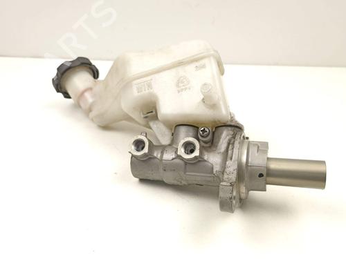 Brake master cylinder KIA CARENS IV 1.7 CRDi | BP37441772M77 - Image 6