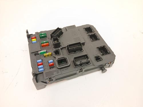 Used Fuse box Fuse box PEUGEOT 206 Hatchback (2A/C) 1.4 i (75 hp) 36755169 36755169