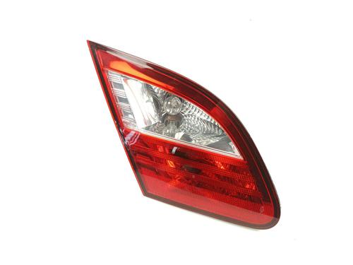 Used Left tailgate light Left tailgate light 25671850 25671850