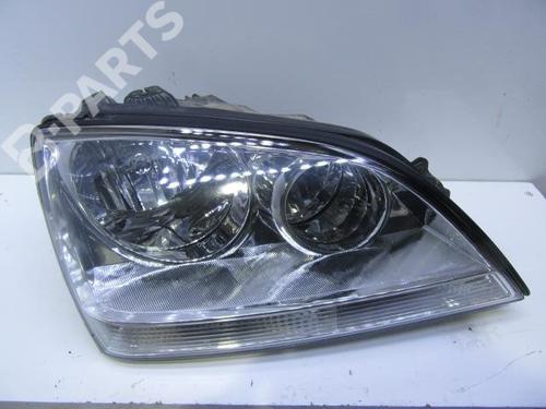 Højre forlygte KIA SORENTO I (JC) 2.5 CRDi 4WD (140 hp) 9831747