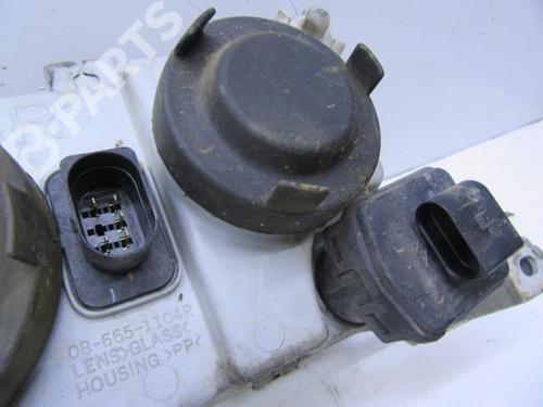 Right headlight SKODA OCTAVIA I (1U2) 1.9 TDI | BP9819886C29 