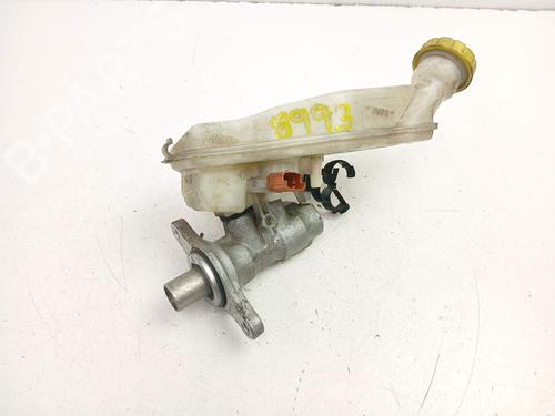 Used Brake master cylinder Brake master cylinder 37442030 37442030