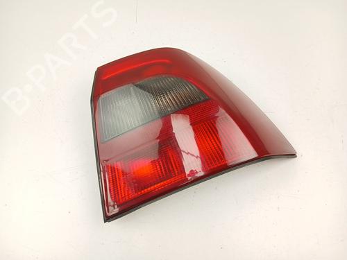 Used Right taillight OPEL VECTRA B (J96) 2.0 DTI 16V (F19) (101 hp) 28952675