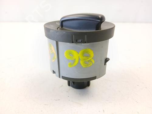 Headlight switch SKODA YETI (5L) 2.0 TDI 4x4 | BP33027585I24  - Image 6