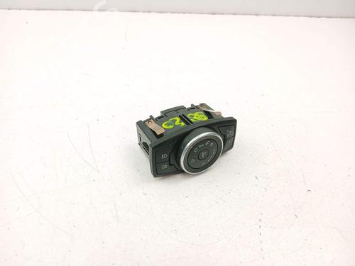 Used Headlight switch Headlight switch 33023643 33023643