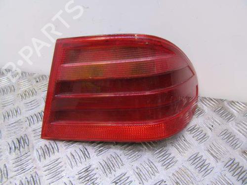 Used Right taillight Right taillight 9860950 9860950
