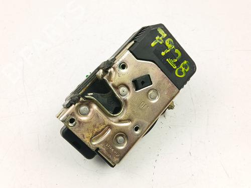 Used Front right lock OPEL VECTRA B (J96) 1.8 i 16V (F19) (115 hp) 28963010
