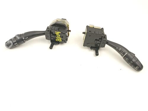 Used Steering column stalk HYUNDAI i30 (FD) 1.6 CRDi (116 hp) 18407523