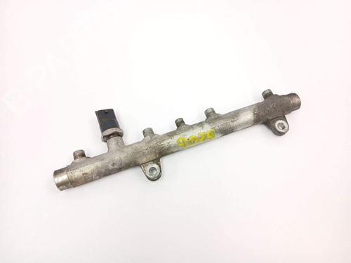 Used Injection rail Injection rail RENAULT SCÉNIC I MPV (JA0/1_, FA0_) 1.9 dCi RX4 (101 hp) 40299572 40299572
