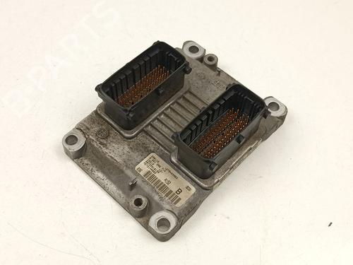 Used Electronic module ALFA ROMEO 147 (937_) 1.6 16V T.SPARK ECO (937.AXA1A, 937.BXA1A) (105 hp) 24445973
