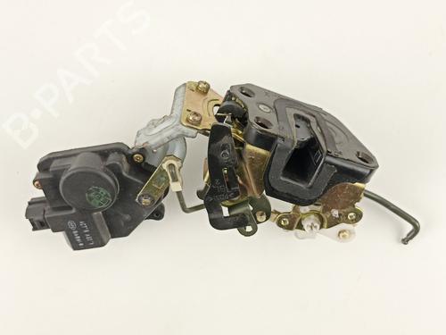 Used Rear left lock HYUNDAI TRAJET (FO) 2.0 CRDi (113 hp) 12551125