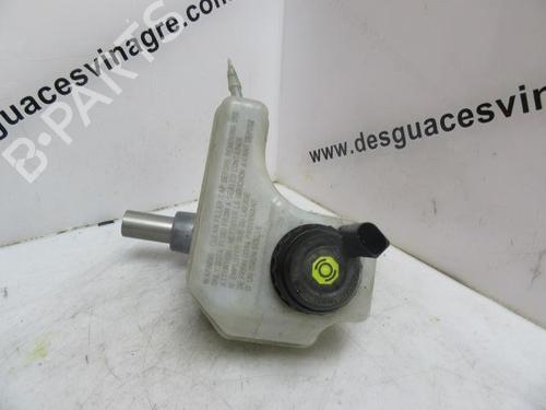 Brake master cylinder VW PASSAT B7 (362) 2.0 TDI | BP37441119M77 - Image 2