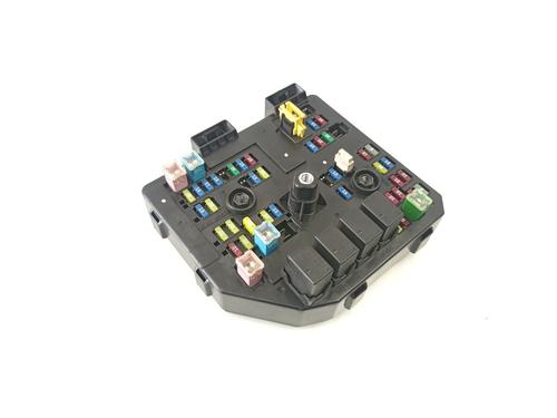 Used Fuse box CHEVROLET CAPTIVA (C100, C140) 2.2 D (163 hp) 25495555