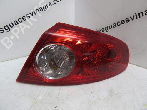 Used Right taillight Right taillight 11757401 11757401