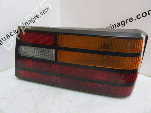 Used Right taillight Right taillight 11813010 11813010