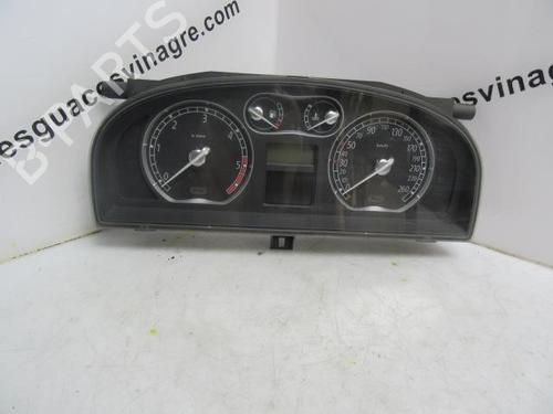 Cockpit RENAULT LAGUNA II Grandtour (KG0/1_) 2.0 dCi (KG1T) (150 hp) 20119406