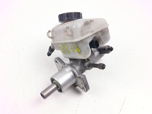 Used Brake master cylinder Brake master cylinder 37441948 37441948