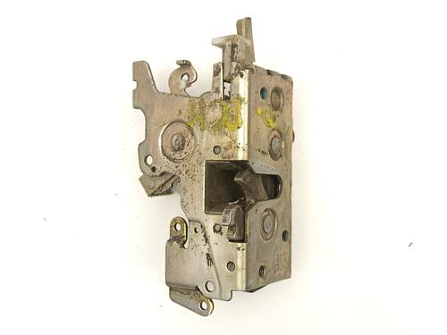 Front right lock MERCEDES-BENZ VITO Van (W638) 108 CDI 2.2 (638.094) | BP24664717C97 