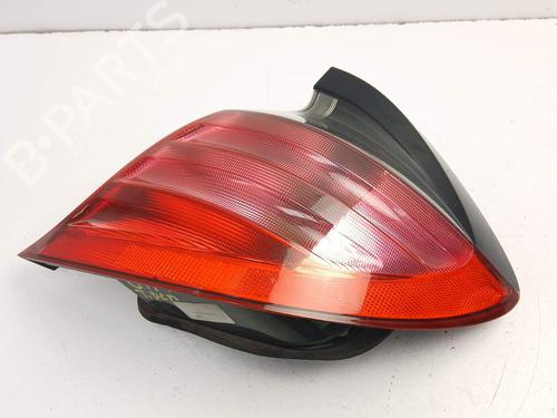right-taillight-mercedes-benz-c-class-w203-2000-2001-2002-2003-2004-2005-2006-2007-34606902 main image
