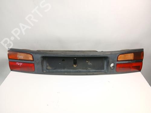 Centralt baglys Centralt baglys RENAULT LAGUNA I (B56_, 556_) 1.9 dCi (B56W) (107 hp) 37474736 37474736