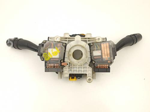 Steering column stalk KIA SPORTAGE II (JE_, KM_) 2.0 CRDi 4WD | BP16929693I23