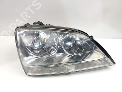 Used Right headlight Right headlight KIA SORENTO I (JC) 2.5 CRDi 4WD (140 hp) 22737515 22737515