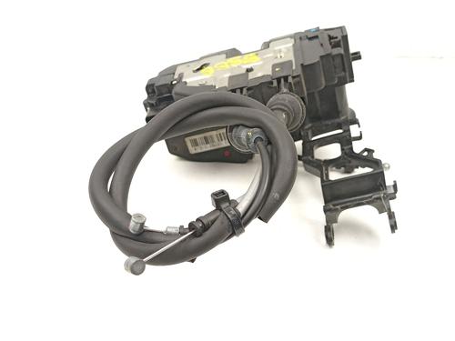 Front left lock HYUNDAI SANTA FÉ II (CM) 2.2 CRDi 4x4 | BP24111467C98 