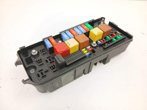 Used Fuse box Fuse box 37427777 37427777
