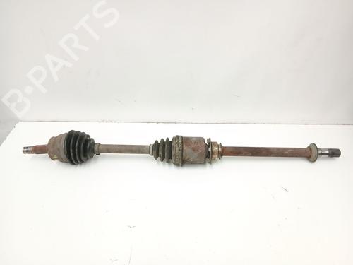 Semiasse anteriore destro Semiasse anteriore destro FIAT GRANDE PUNTO (199_) 1.3 D Multijet (199.AXD11, 199.AXD1A, 199.AXD1B,... (90 hp) 37270501 37270501