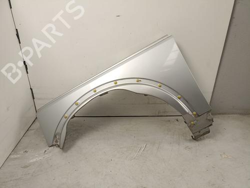 Left front fenders LAND ROVER DISCOVERY III (L319) 2.7 TD 4x4 | BP24439925C41
