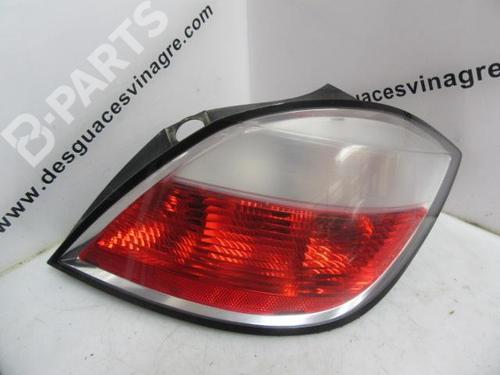 Used Right taillight OPEL ASTRA H (A04) 1.7 CDTI (L48) (100 hp) 9805249
