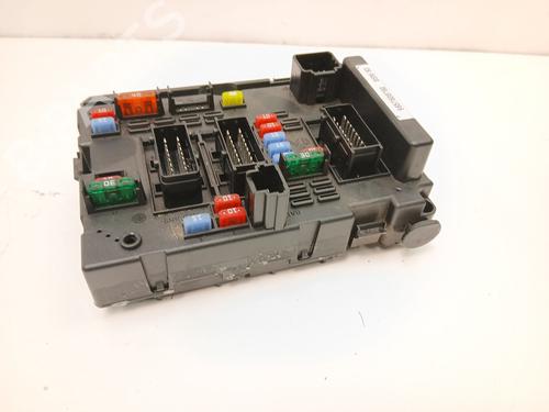 Used Fuse box Fuse box PEUGEOT 206 Hatchback (2A/C) 1.4 i (75 hp) 36755170 36755170