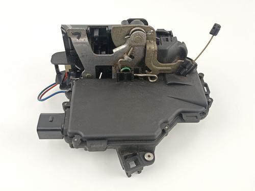 Høyre bak lås VW PASSAT B5.5 (3B3) 2.3 V5 4motion | BP12849415C99 