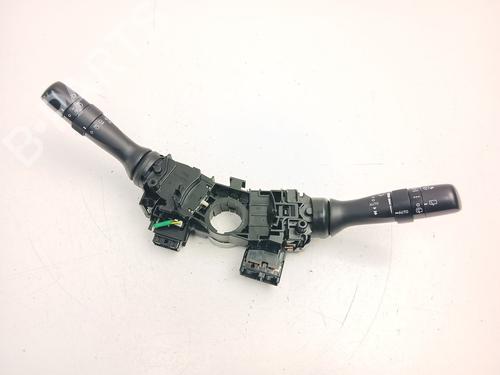 Used Steering column stalk Steering column stalk TOYOTA YARIS (_P13_) 1.5 Hybrid (NHP130_, NHP130) (101 hp) 33325977 33325977