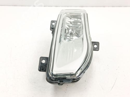 Left front fog light NISSAN QASHQAI II (J11, J11_) 1.2 DIG-T | BP30078477C30