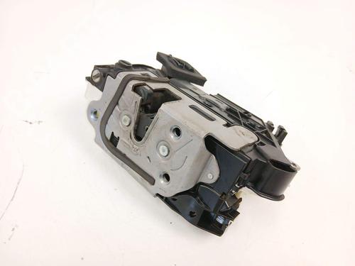 rear-left-lock-seat-leon-5f1-2012-2013-2014-2015-2016-2017-2018-2019-2020-2021-38592410 main image