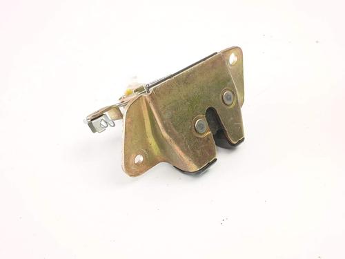 tailgate-lock-mitsubishi-space-star-mpv-dg_a-1998-1999-2000-2001-2002-2003-2004-36814417 main image