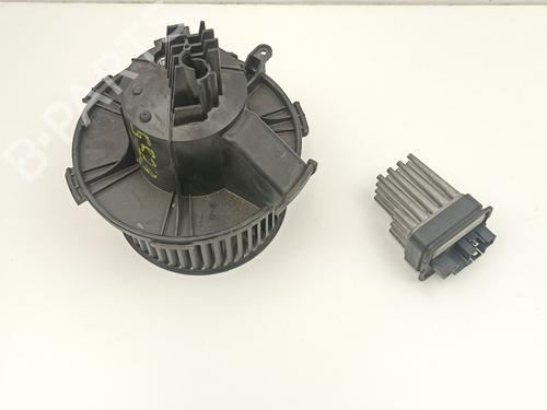 Used Heater blower motor OPEL ZAFIRA / ZAFIRA FAMILY B (A05) 1.9 CDTI (M75) (120 hp) 13877880