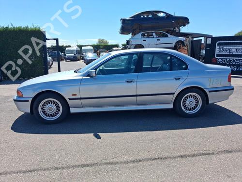 AC compressor BMW 5 (E39) 528 i | BP38758078M34 - Image 11